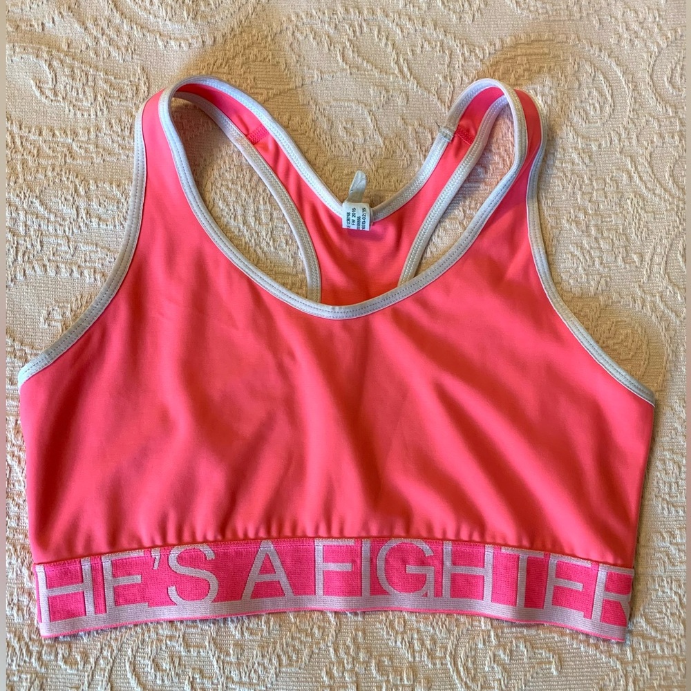 Under Amour She’s A Fighter Hot Pink Sports Bra, Medium 💗